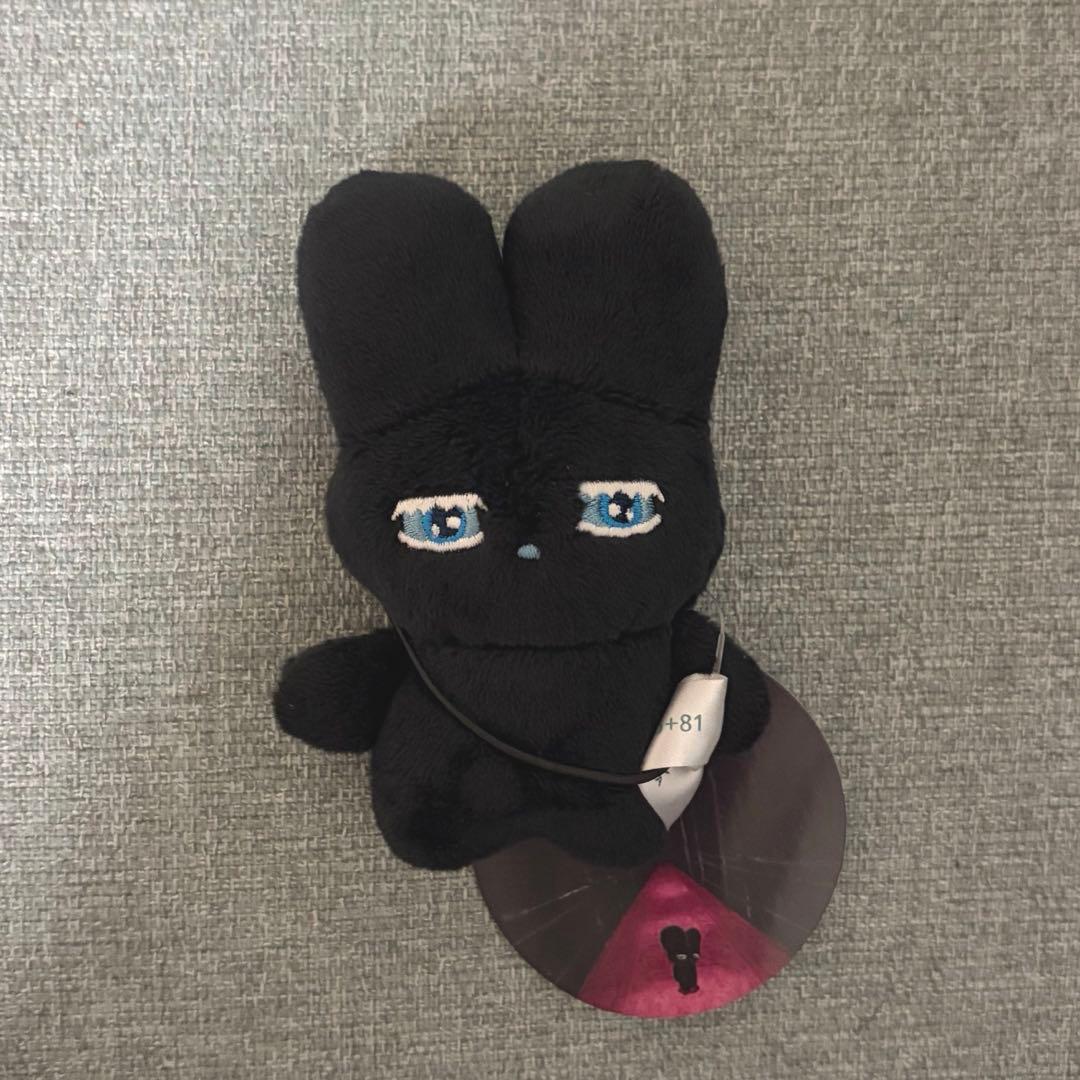 beco+81 しりみみうさぎマスコット2 ぬいぐるみ ベルベッティ - メルカリ