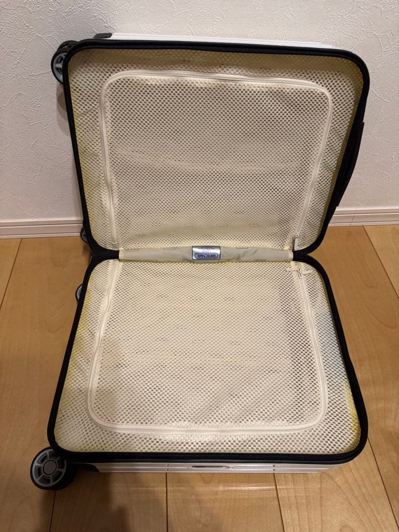 RIMOWAリモワ サルサ エアー 4輪 機内持ち込み 美品 ギャランティあり