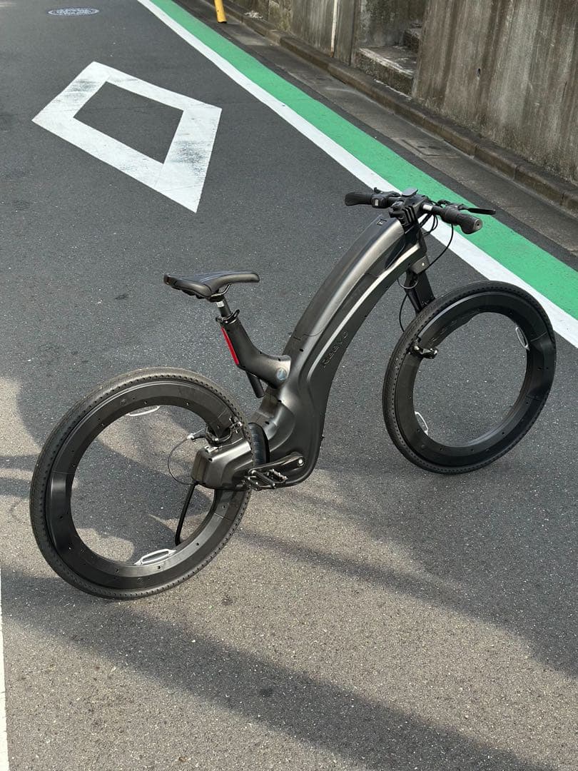 送料込み】Reevo スポークレス ハブレス E-bike - メルカリ