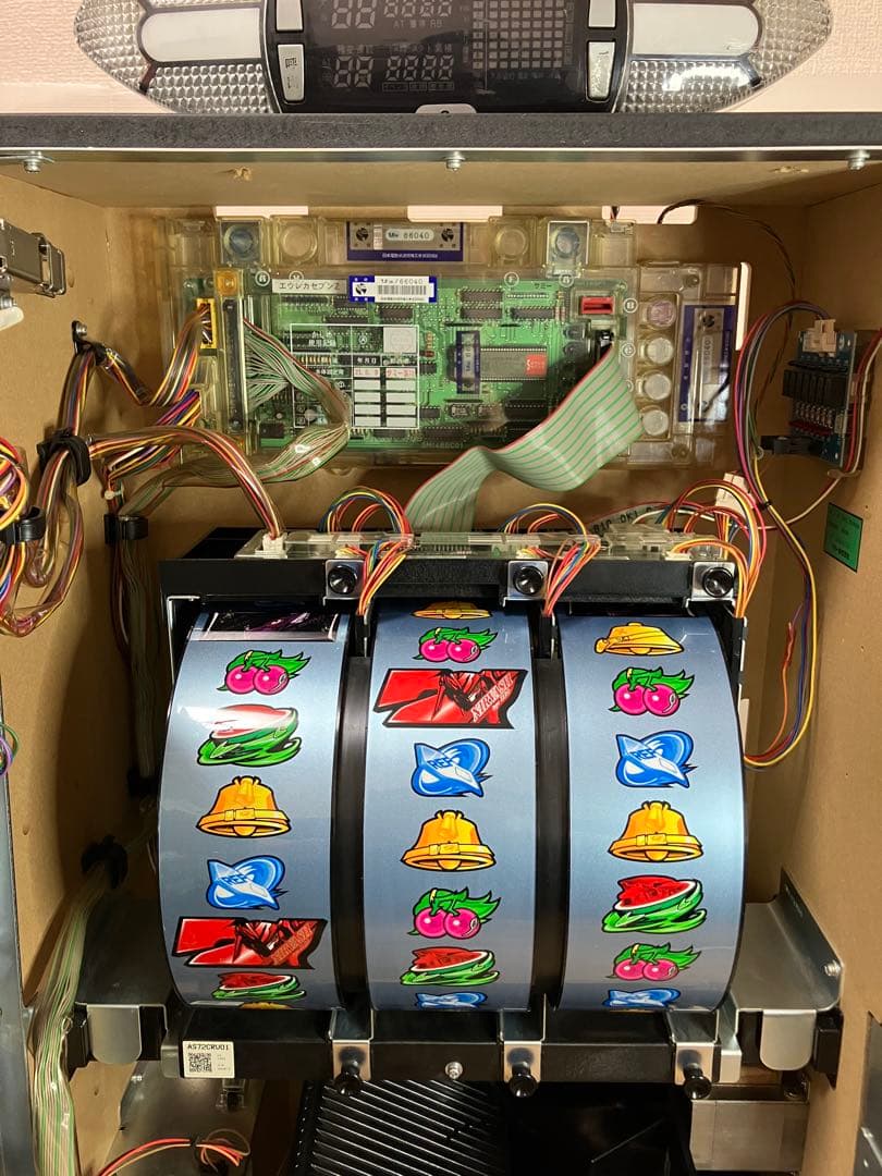 【送料無料】パチスロ 初代エウレカセブン 不要機 データカウンター付 実機