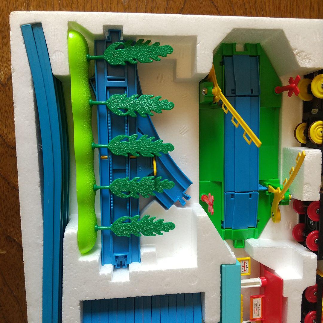 電気機関車ＥＦ１５＋貨物車 立体交差セット(廃版プラレール)