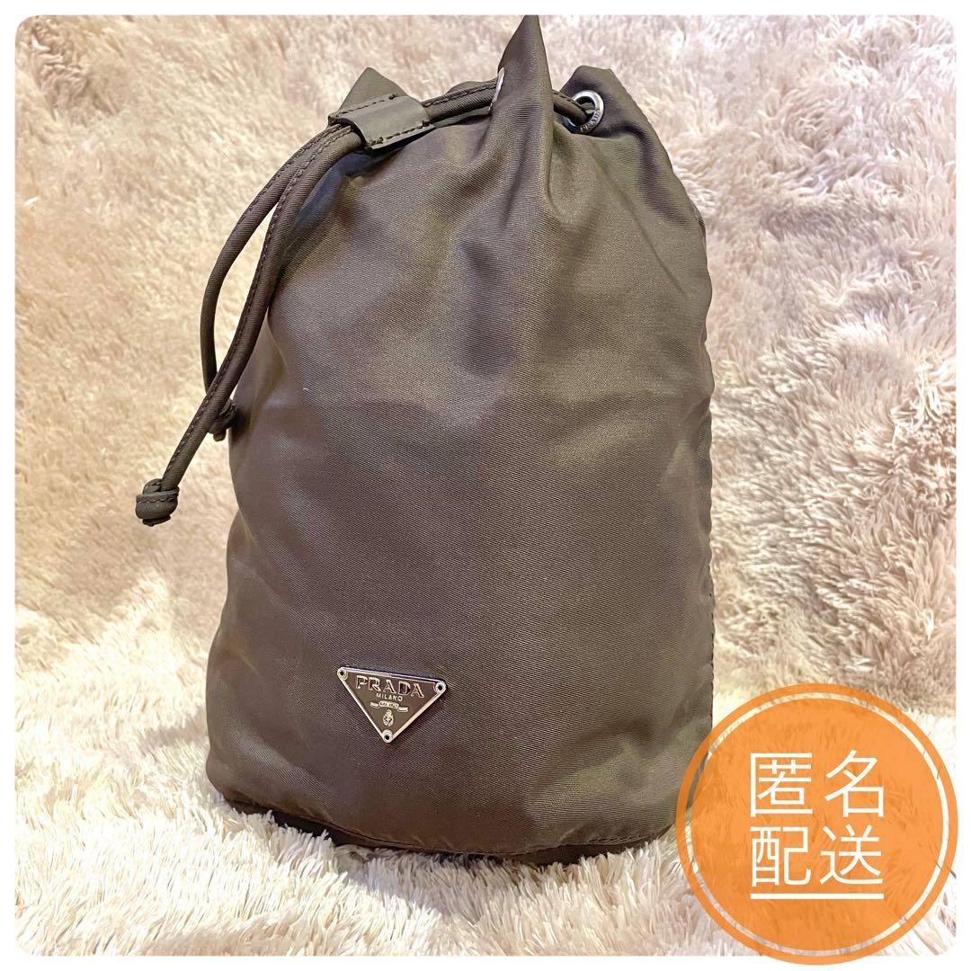 美品✨　プラダ　ドローストリング　ポーチ　カーキ　PRADA PRADA（プラダ） PRADA Re-Nylon ポーチ ドローストリング 巾着 バッグ