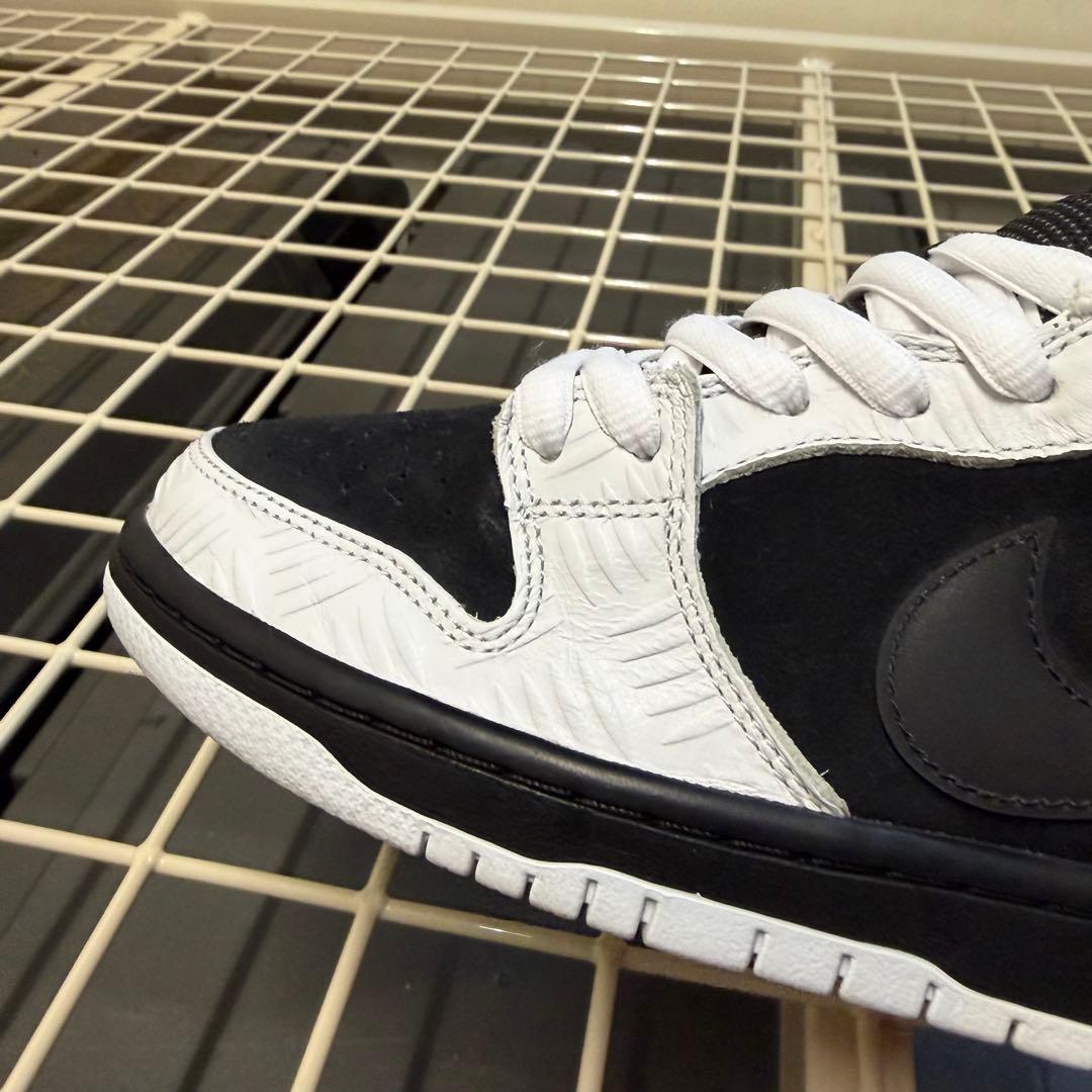 NIKE SB タイトブース　27.0cm