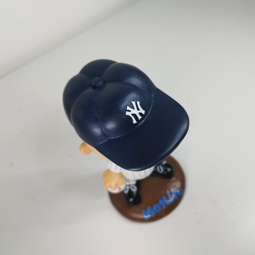 チャーリー・ブラウン ヤンキース ボブルヘッド フィギュア 非売品 美
