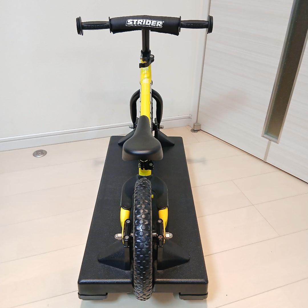 ストライダー イエロー バランスバイク【ロッキングベース付き