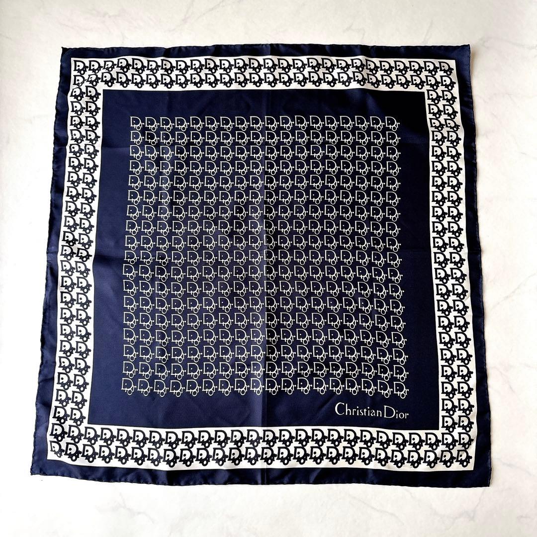 クリスチャンディオール トロッター柄 スカーフ ネイビー 65cm - メルカリ