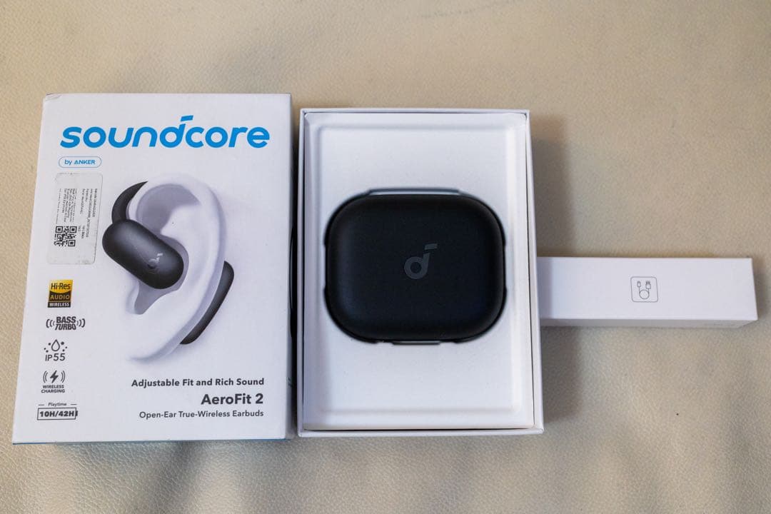 美品 soundcore AeroFit 2 ワイヤレスイヤホン ブラック Soundcore AeroFit 2 | つけていることを忘れる、イヤホン体験を