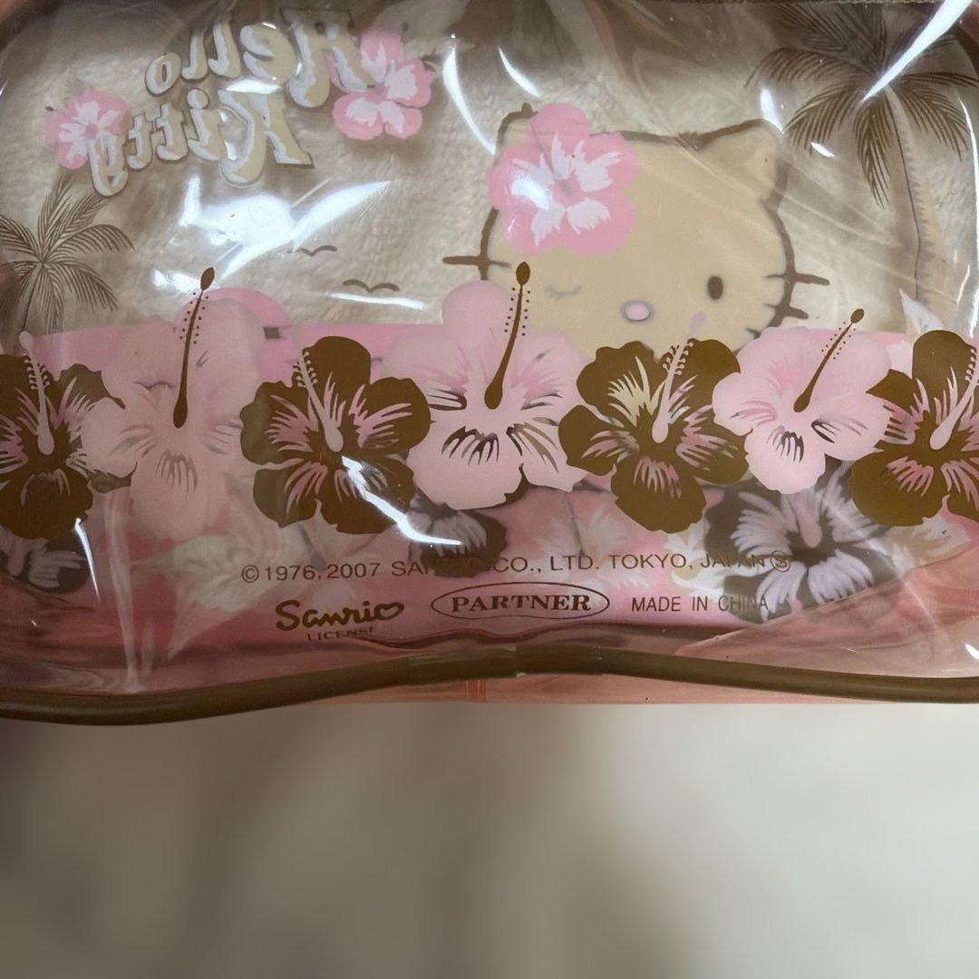 キティ　日焼けキティ　ハイビスカス　ポーチ　サンリオ