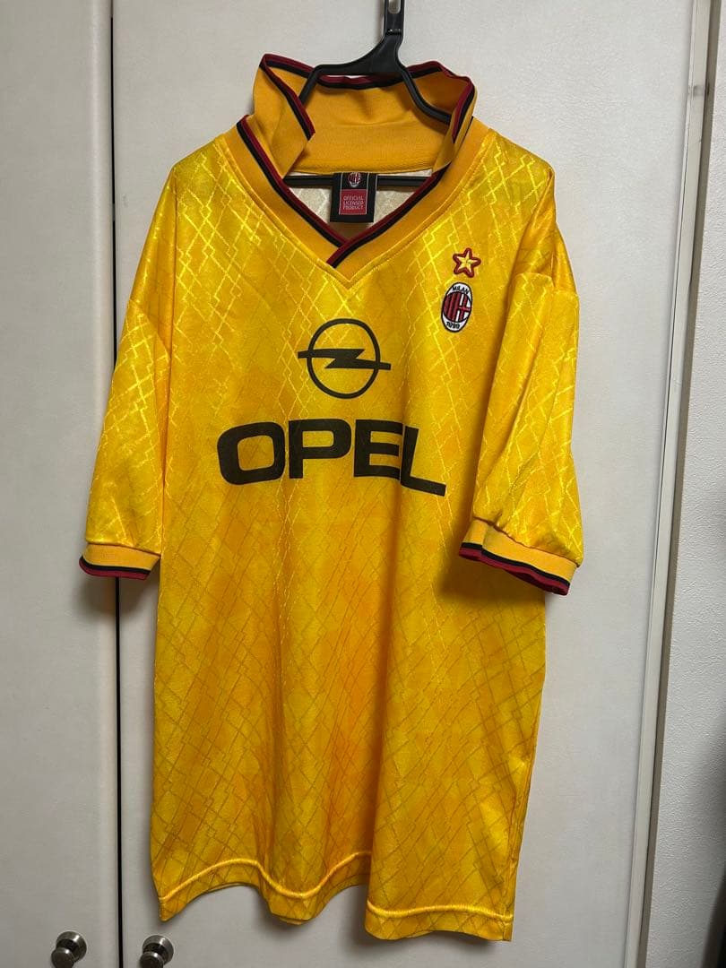 ACミランユニフォーム復刻版インポートMサイズ ACミラン 100周年 半袖 ユニフォーム 復刻モデル | セリエA・商品一覧