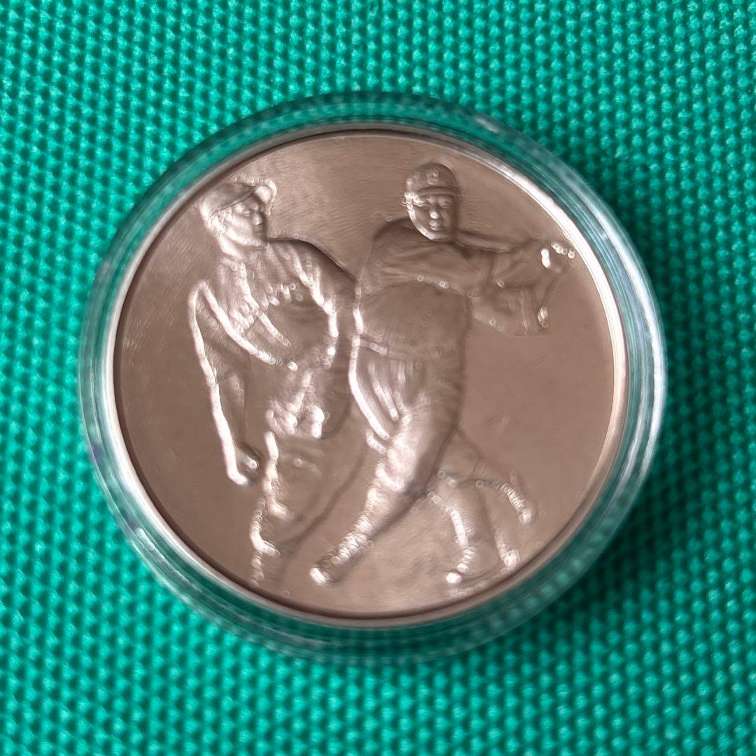 銀製メダル、年銘板純銀メダル 銀製メダル、年銘板純銀メダル - メルカリ