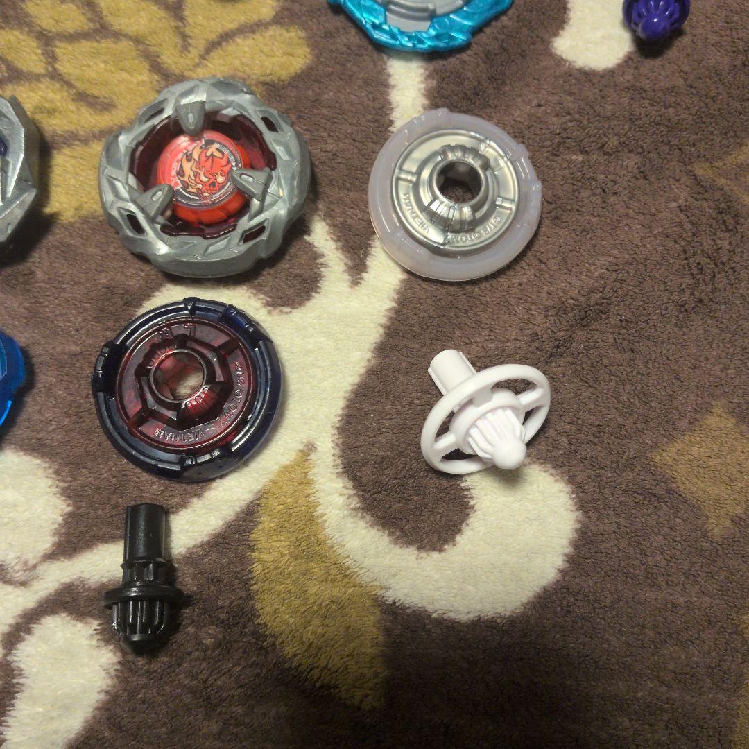 ベイブレードX引退品シューター付き