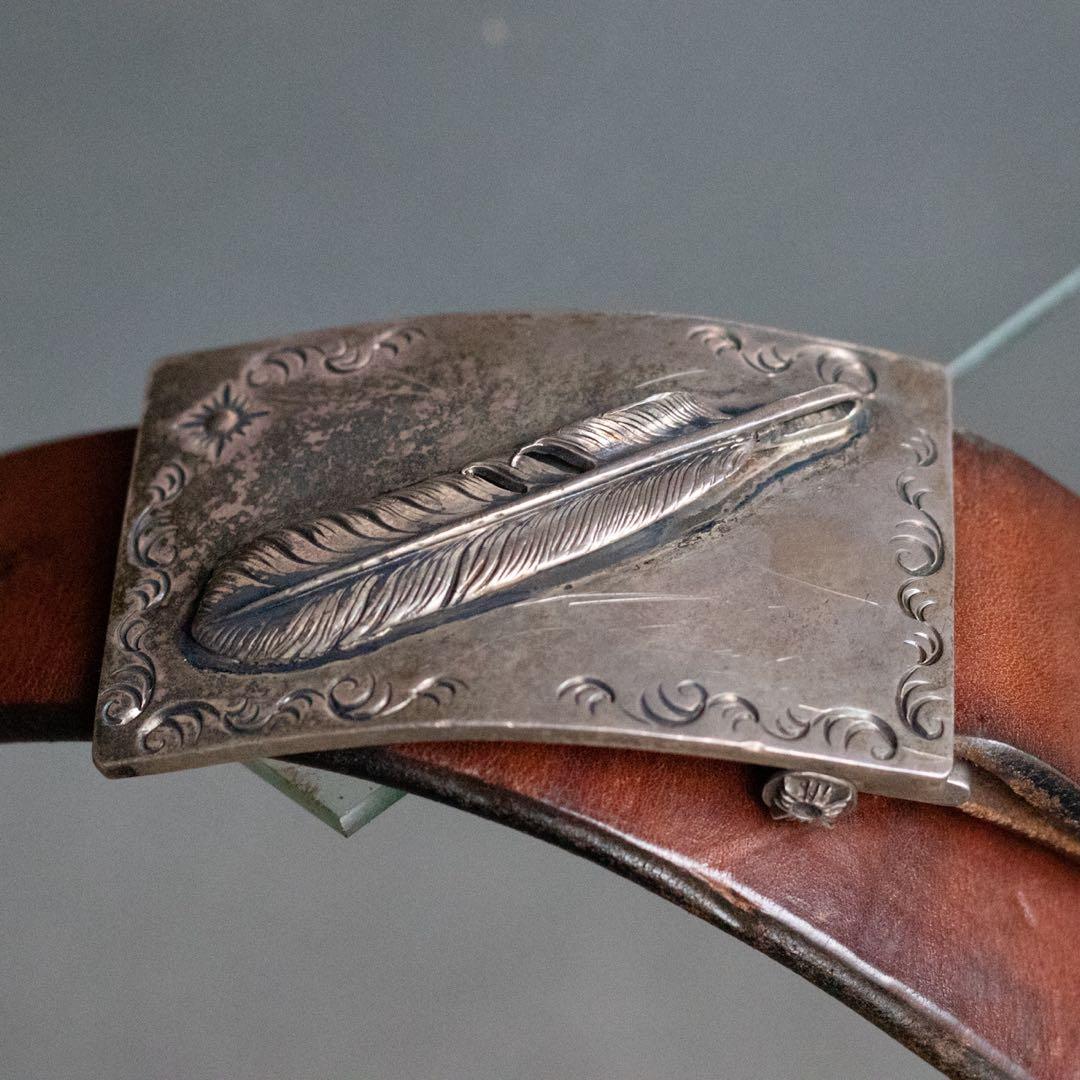 アリゾナフリーダム レザーベルト フェザー 唐草 18金太陽 バックル