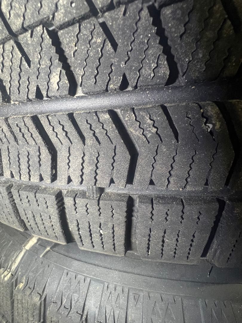 215/60R16 冬タイヤ アルミホイール付き（※ホンダ専用ヴェゼル装着