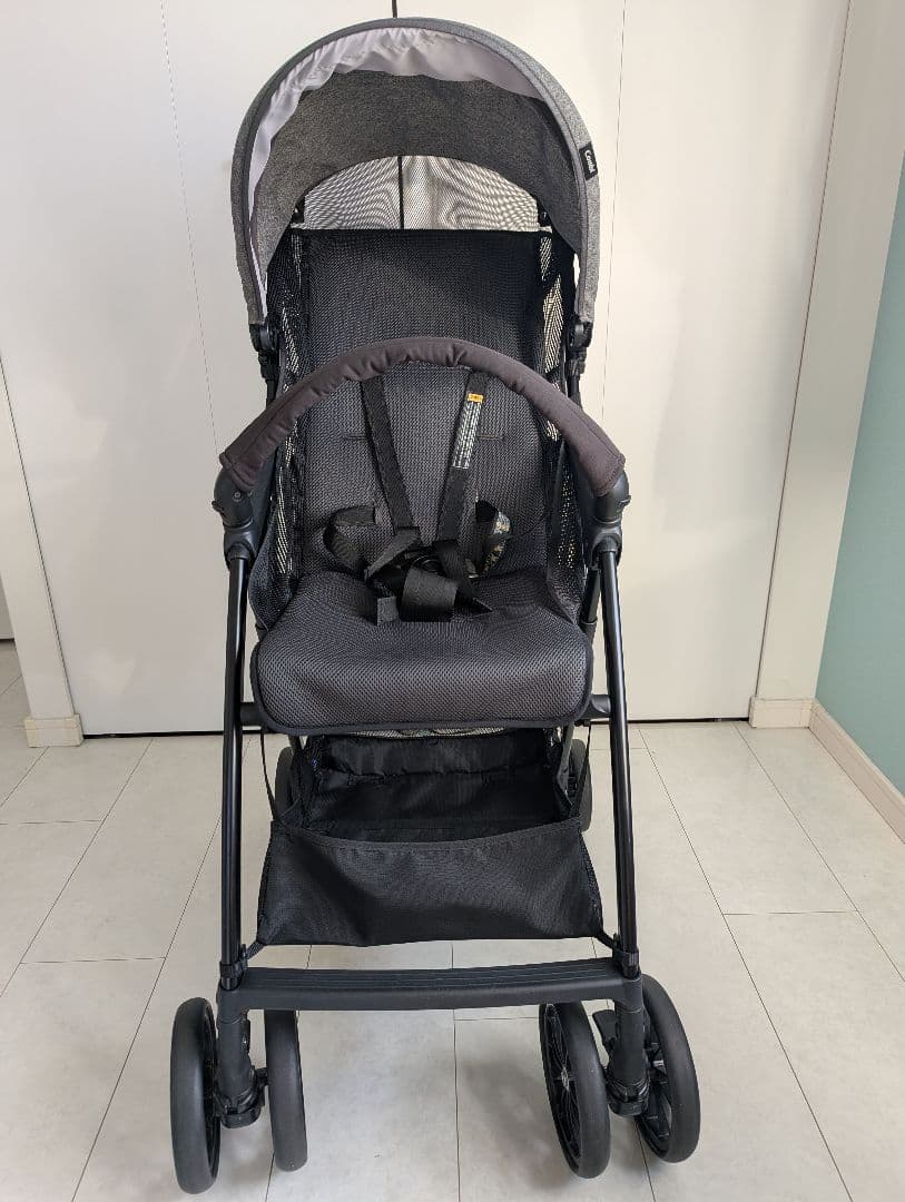 ✨超美品✨ Combi 軽量B型 Acbee plus AN エクリュグレー Combi（コンビ） ベビーカー b型 アクビィ プラス MA ベビーカー AcBee