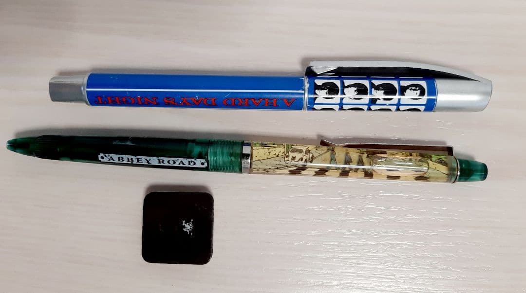 The Beatles　ビートルズ　トートバック　ミラー　マグネット　ボールペン