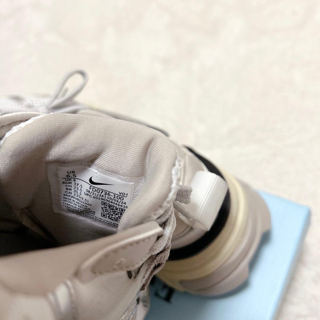 n*︎様 NIKE W V2K RUN FD0736-100 【23.5cm】