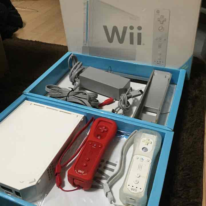 wiiセット リモコン1個 箱付き 任天堂（Nintendo） Wii 本体 すぐ遊べるセット 箱 コントローラー付き