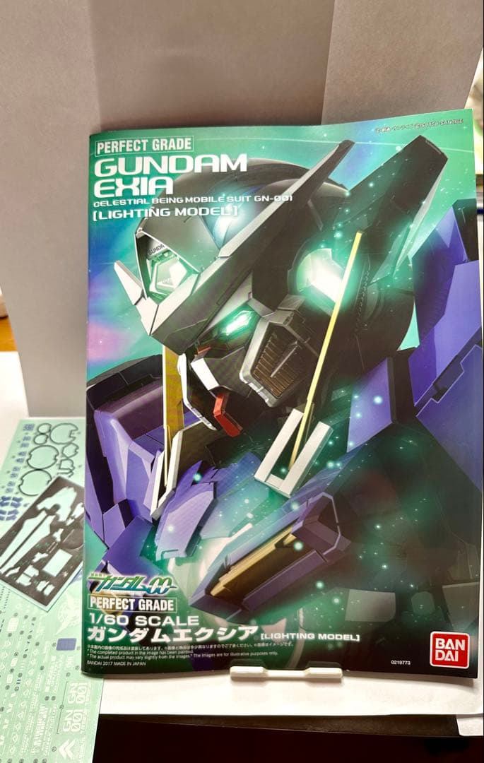 PG ガンダム00 エクシア LIGHTING プラモデル