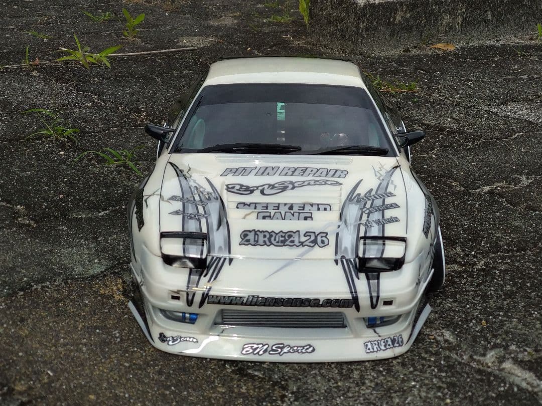 【最終価格】アディクション　D-MAX 180SX　製作済ラジコンボディ