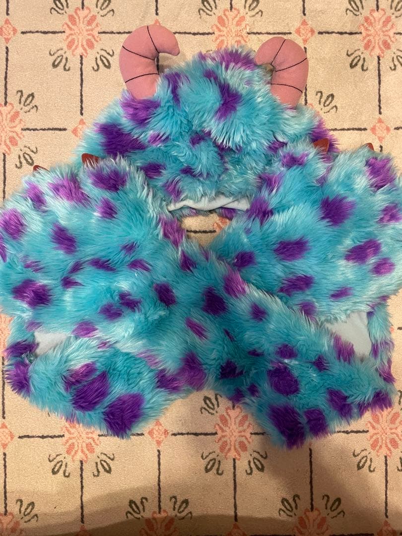 モンスターズインク サリー マフラーファンキャップ - メルカリ