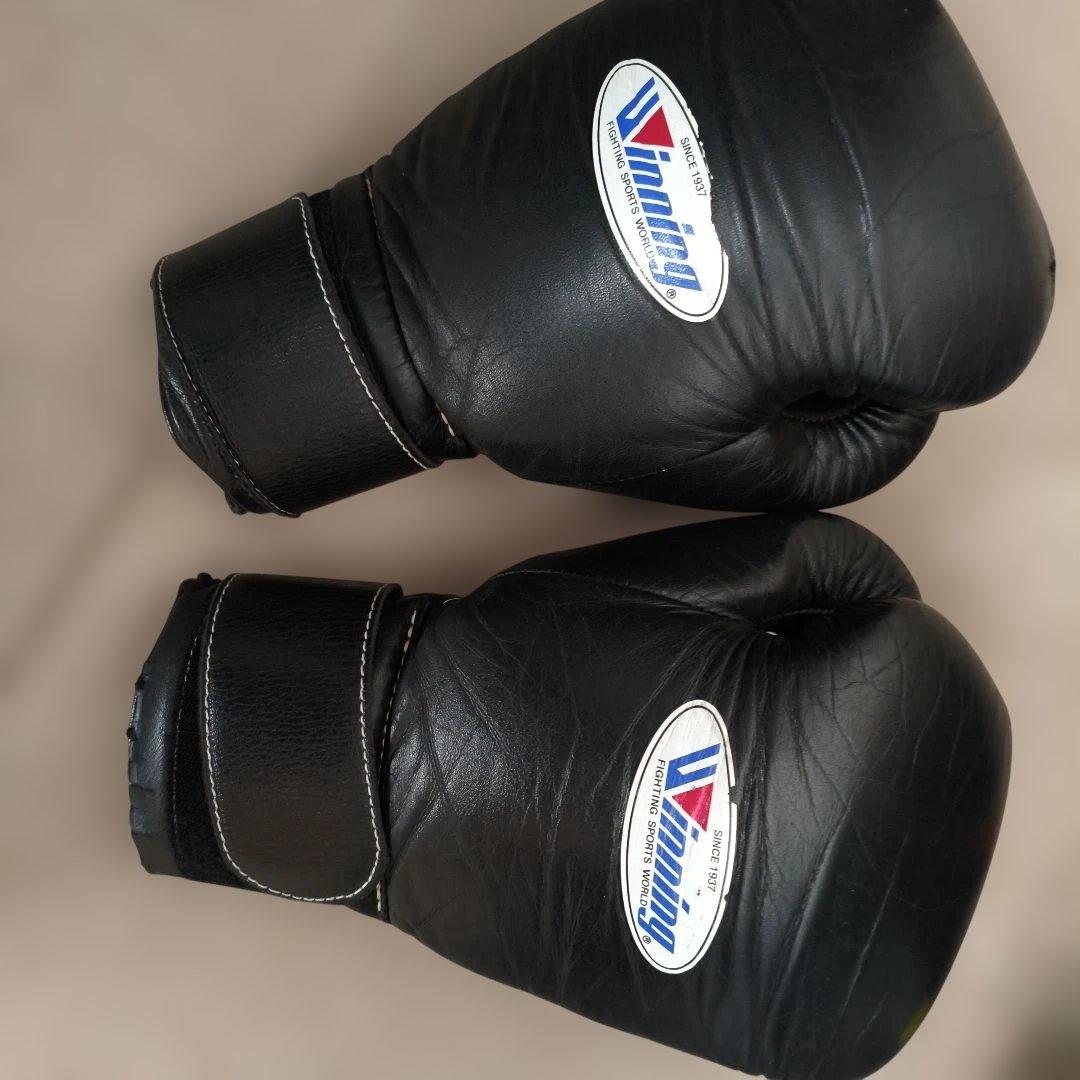 Winning ボクシンググローブ 14 oz ブラック winning × rsc ] ボクシンググローブマジック14oz（黒×金