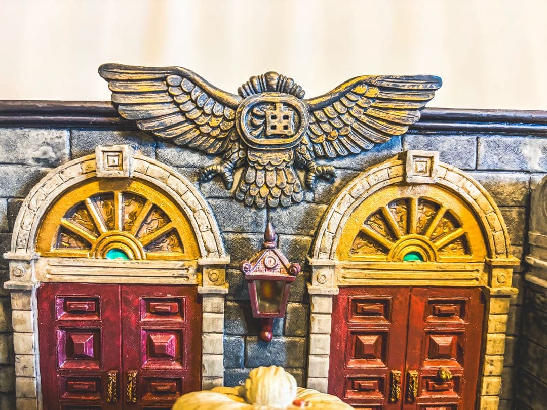 【激レア・廃盤品】　千と千尋の神隠し　湯婆婆　フィギュア　彫刻　プランター