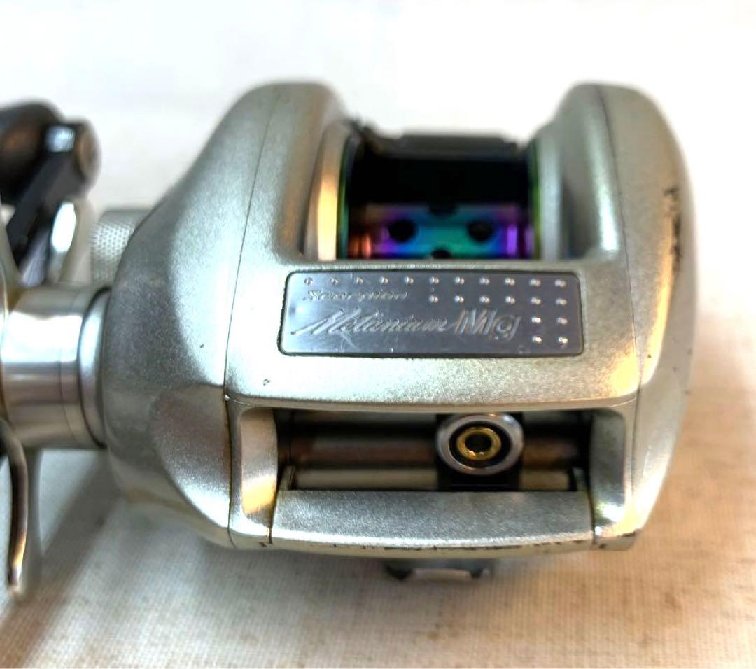 シマノ 00スコーピオンメタニウムMg 右巻き ハンドルZPI