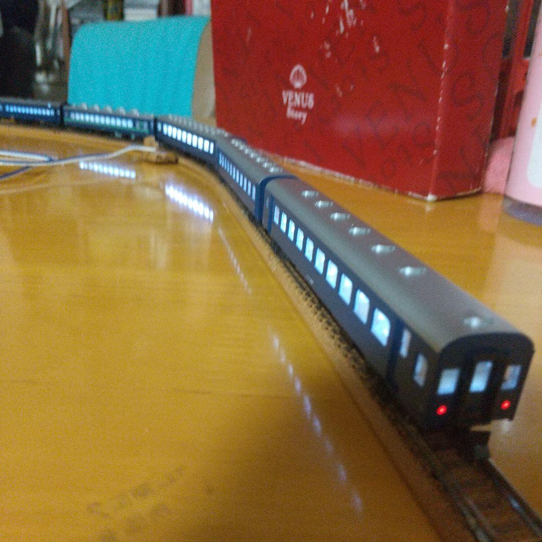 ◇KATOの室内灯つき/旧型客車 急行「かいもん」風 5両 オロ11、スハニ