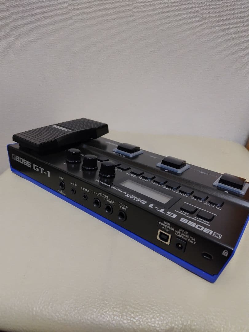 BOSS GT-1 ギターエフェクター 本体