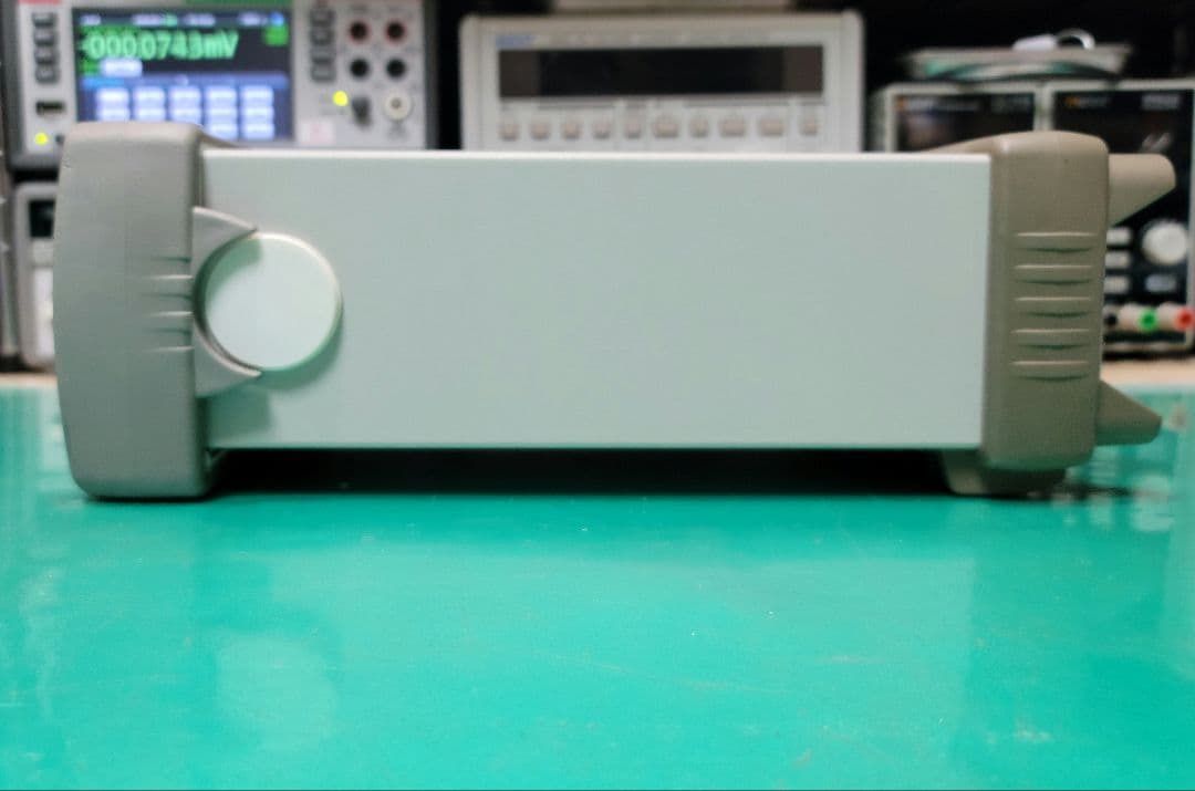 Agilent 34405A 5.5桁 デュアルディスプレイ マルチメーター - メルカリ