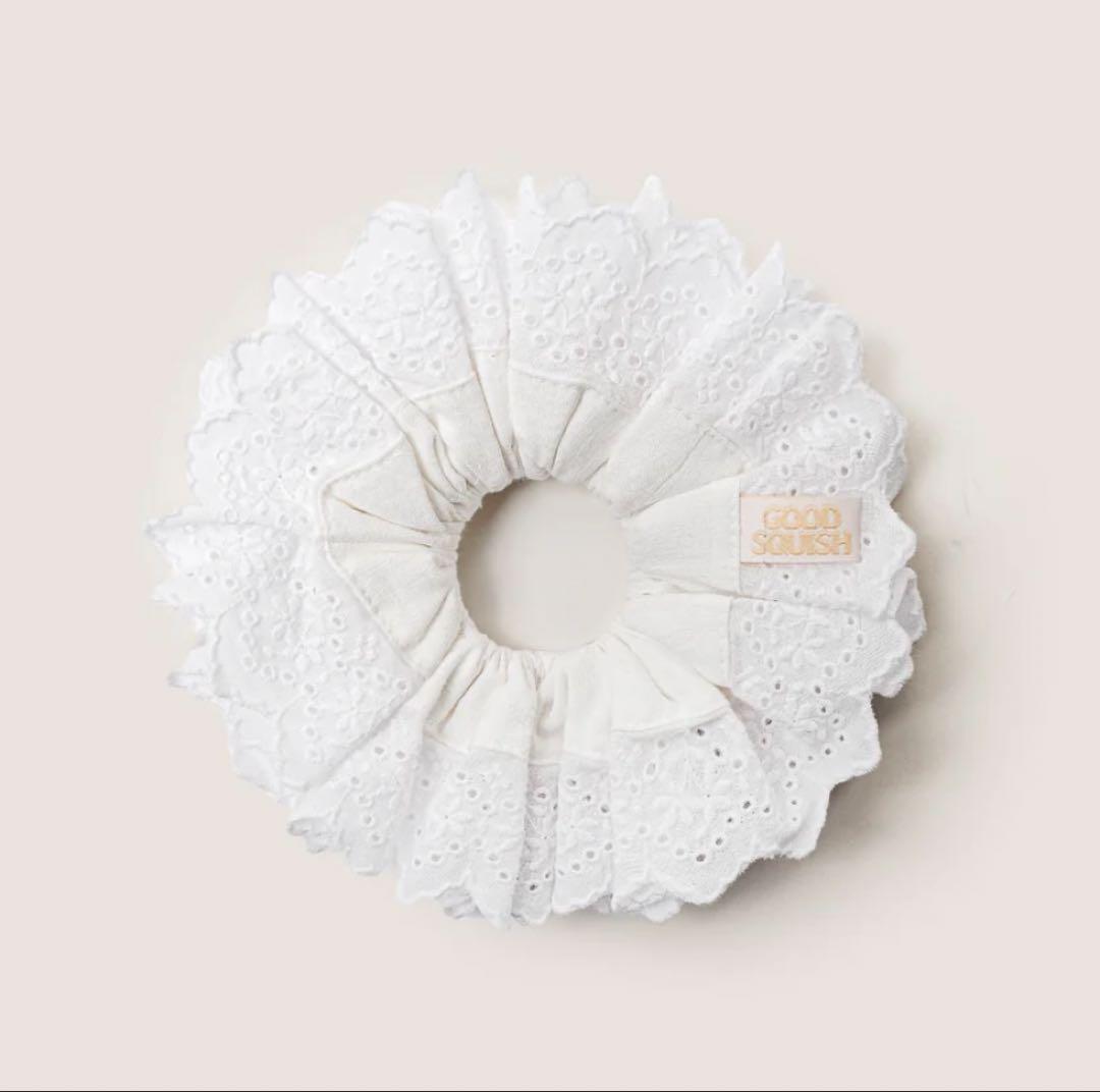 ヘアアクセサリー GOOD SQUISH BLUMBERG WHITE Blumberg White (Whimsical Upgrade) | Handmade Hair Accessories