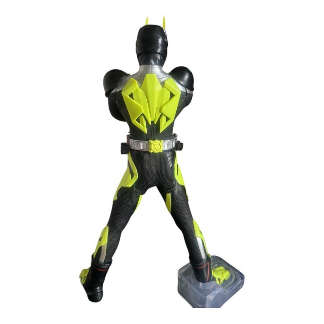 仮面ライダー ゼロワンフィギュア 黒と蛍光緑
