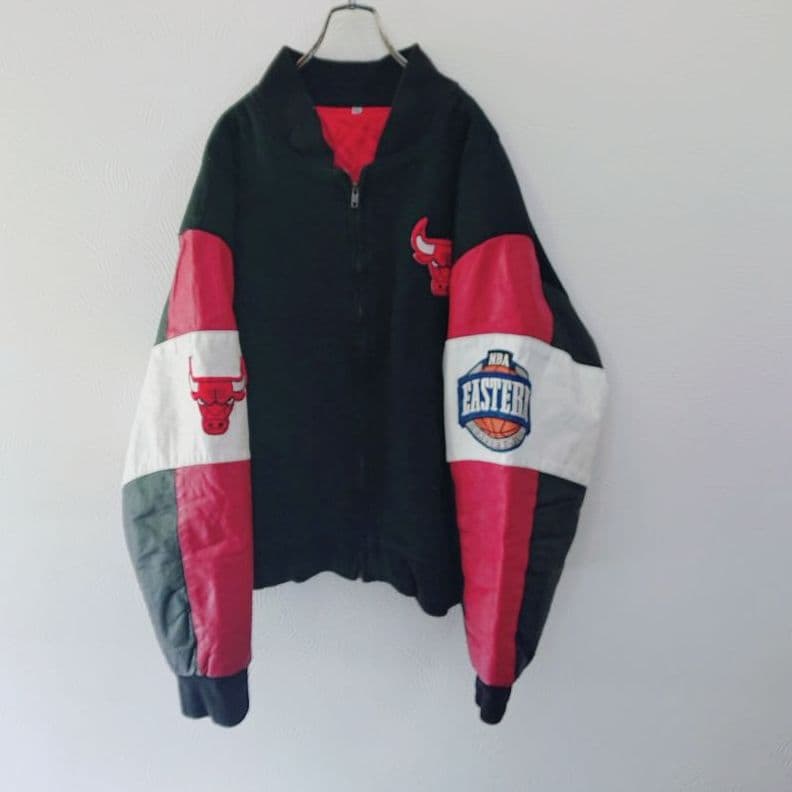 う*☆様 少し美品 Chicago Bulls シカゴブルズ NBA レザージャ - メルカリ