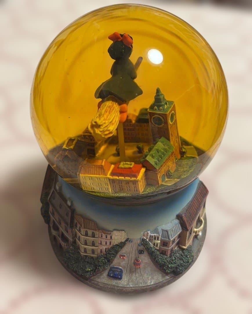 魔女の宅急便　スノードーム　どんぐり共和国