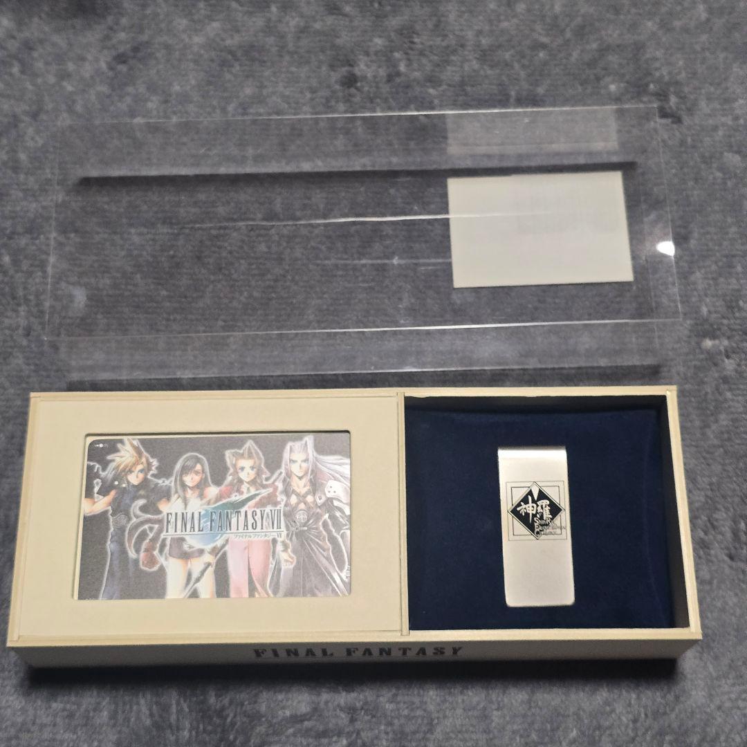 FINAL FANTASY VII グッズセット 限定版フィギュア ピンズ 他