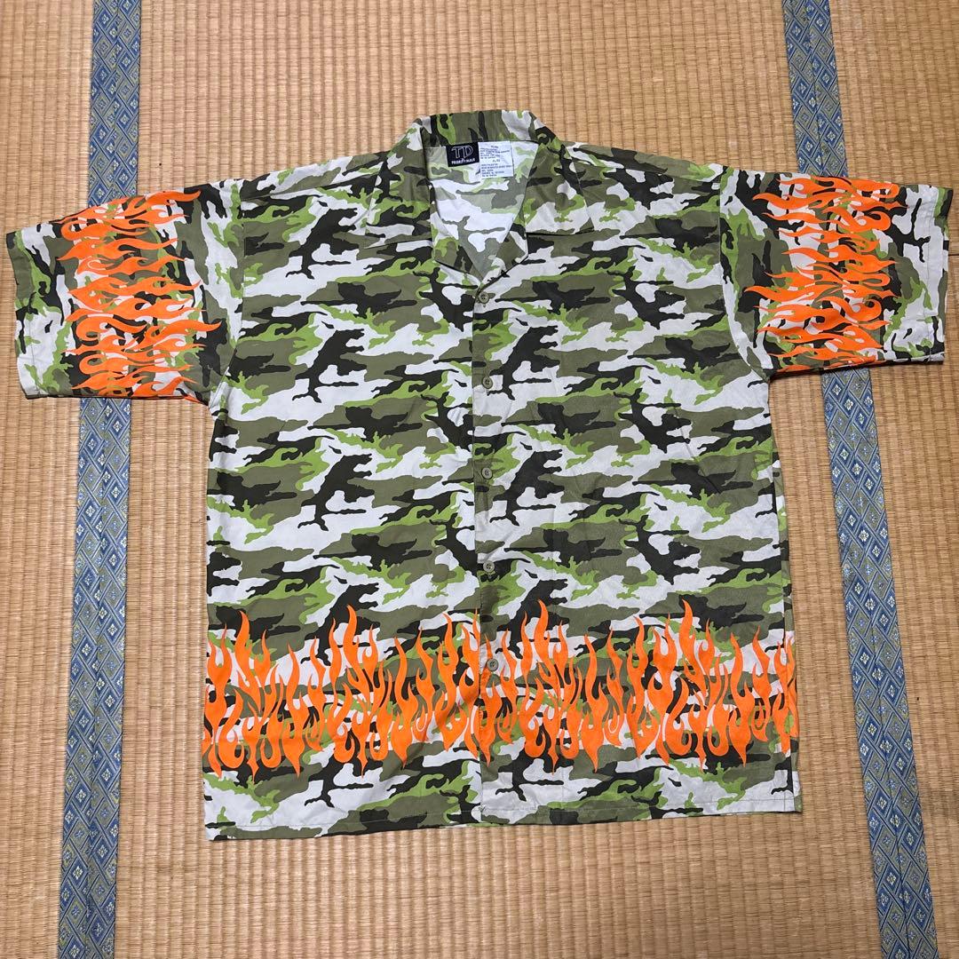 迷彩柄✖️ファイアーパターン開襟シャツ 半袖 カモフラ 炎 アーミー