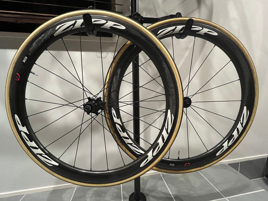 送料込み!おまけ多数! ZIPP 303 FC TU 2017 Zipp 303 Firecrest Road Bike Rim Brake Carbon TUBULAR Wheelset