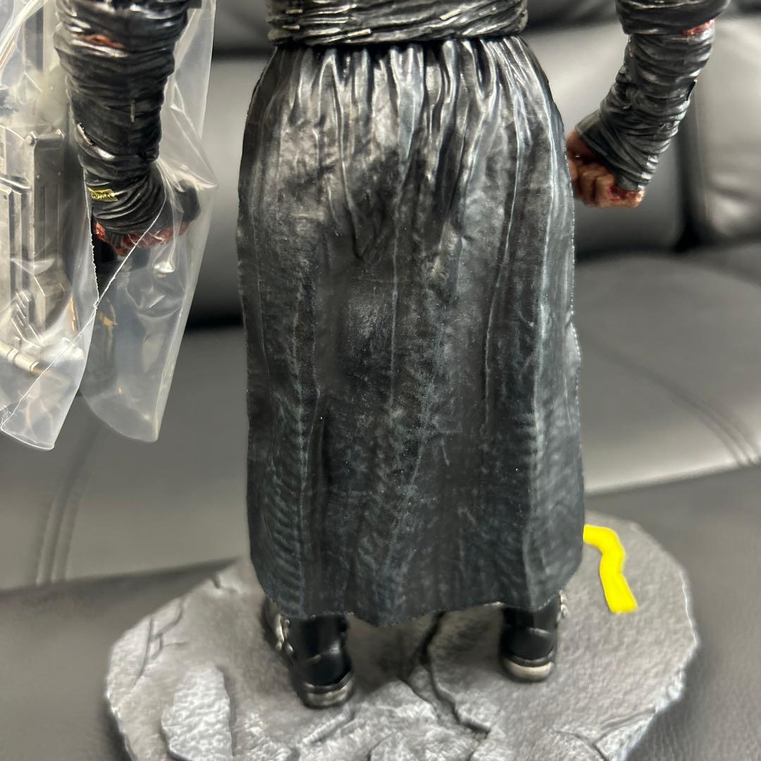 numskull バイオハザード ネメシス フィギュア スタチュー ナムスカル