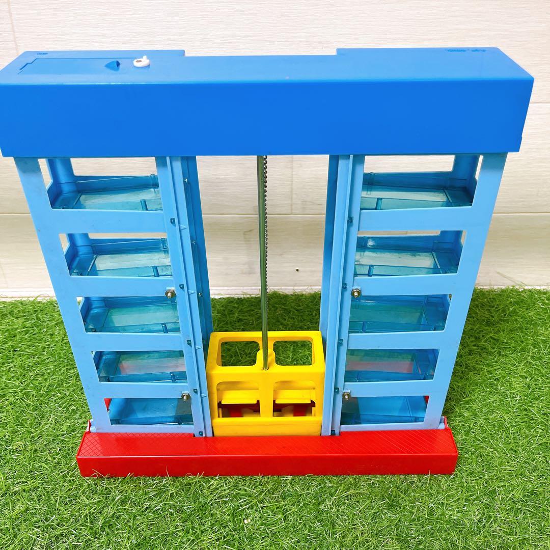 トミー タカラトミー トミカ ワールドシリーズ パーキングタワーNO.1