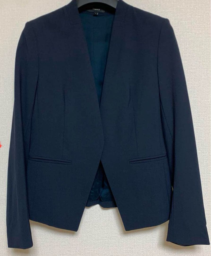 【美品】セオリー　ネイビー　0 ノーカラー　パンツスーツ　LANAI 美品 セオリー 現行 パンツスーツ ネイビー ノーカラー セット