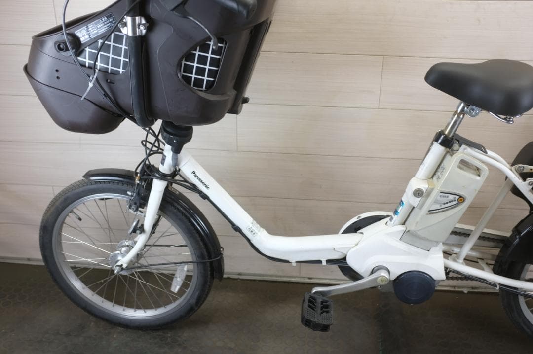 パナソニック ギュット　20インチ　3段　13.2Ah（5点灯）充電器あり