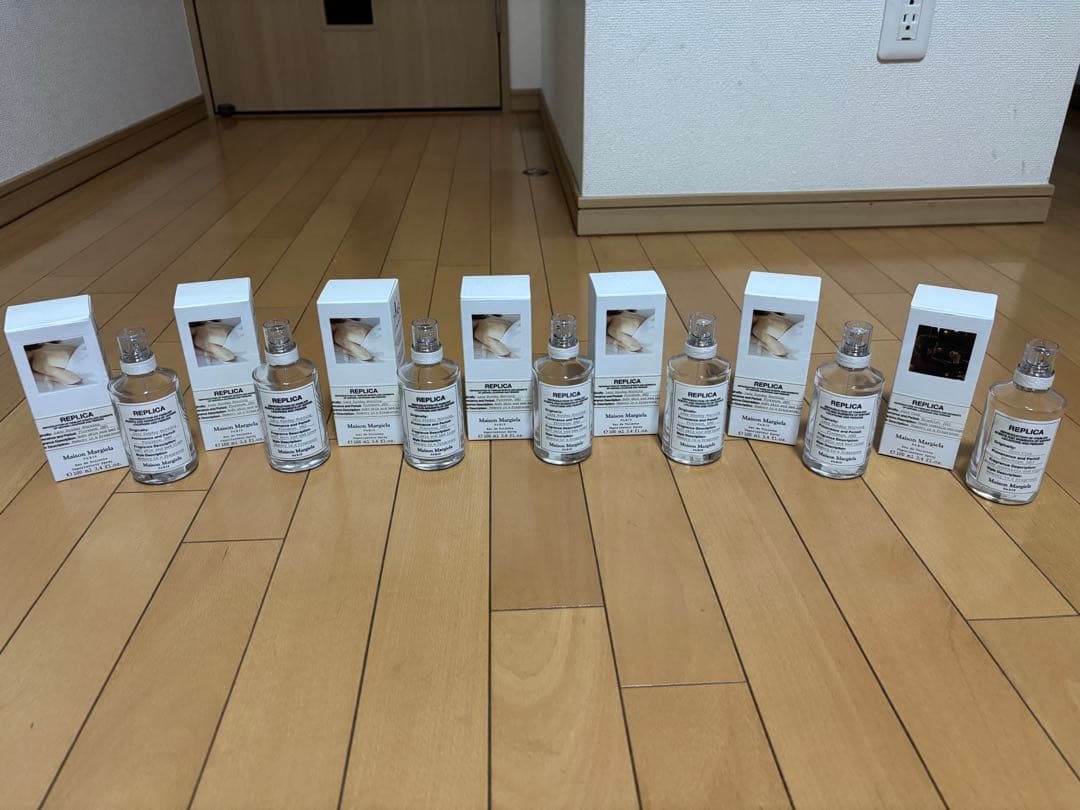 空き瓶】人気香水 ガラスボトル まとめ売り（中身なし） - メルカリ