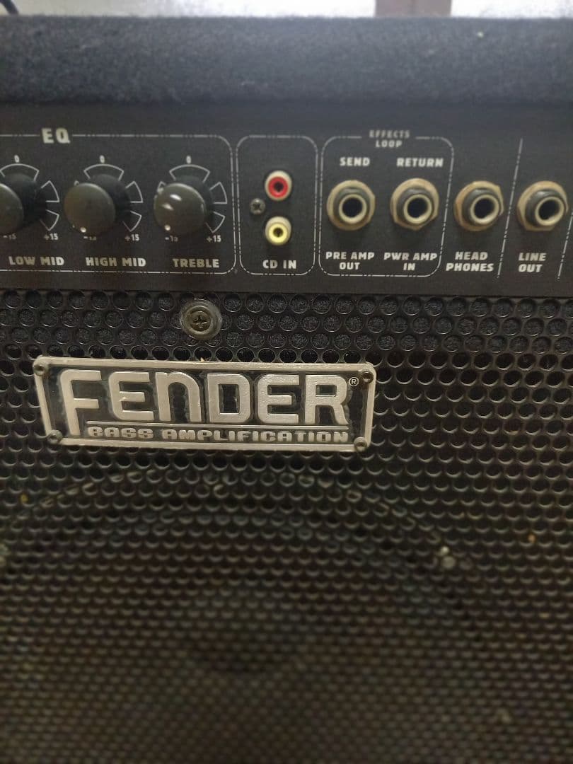 Fender Rumble 60 60W 赤LEDライト - メルカリ