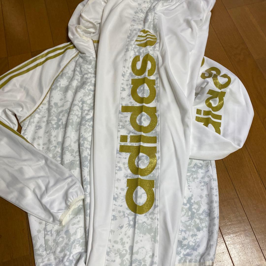 adidasセットアップ上下セットアップ 白金 スプラッシュ柄