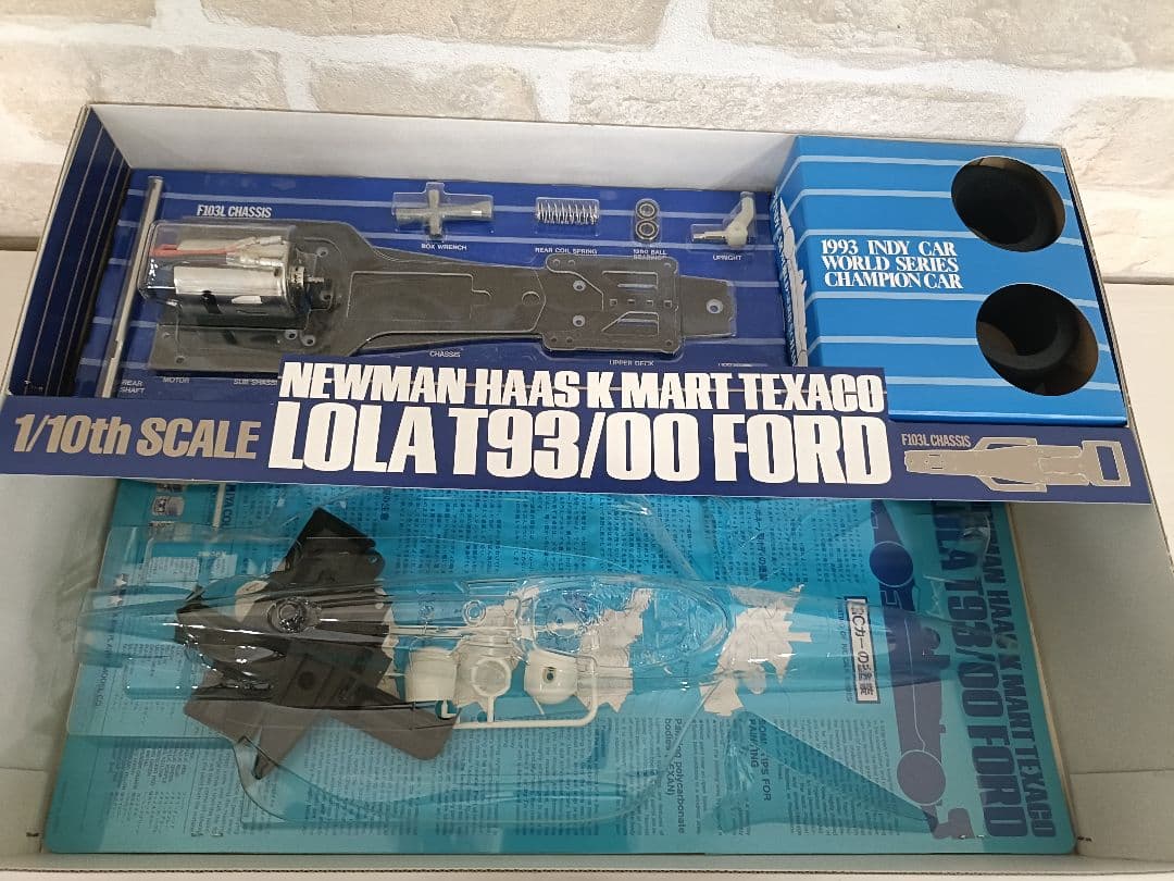 【絶版品】タミヤ 1/10 ローラT93 フォード LOLA T93/00