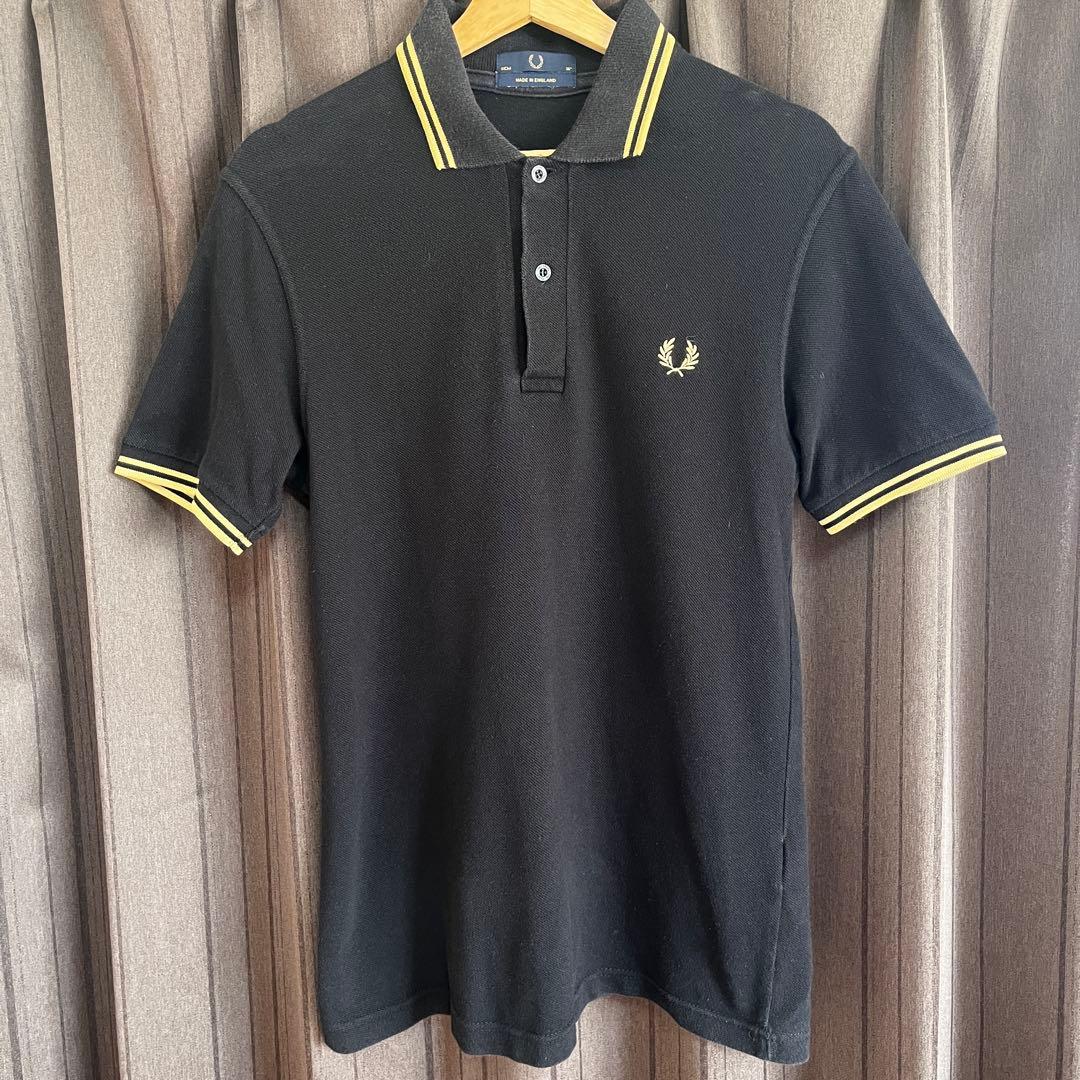 Fred Perryポロシャツ ブラック×ゴールド - メルカリ