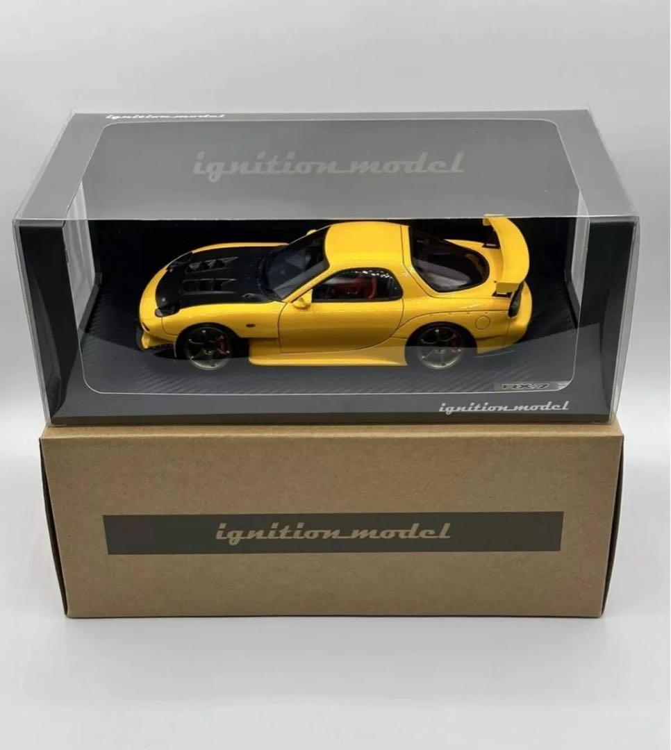 ミニカー Mazda RX-7 IG2228 (FD3S) Yellow 1/18