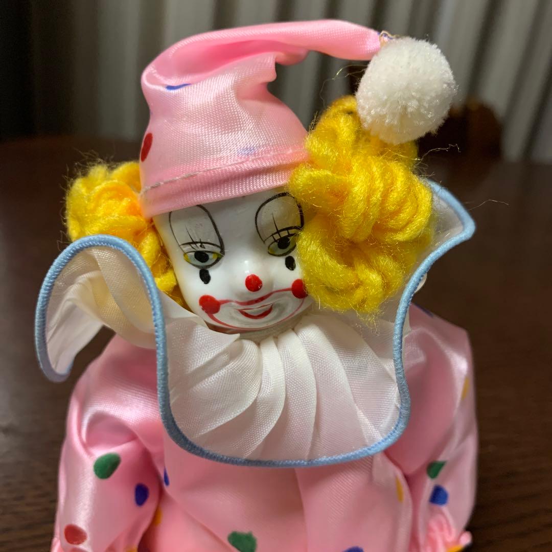 昭和レトロ ピンクのクラウン人形 ピエロ 道化師人形 水玉模様 - メルカリ