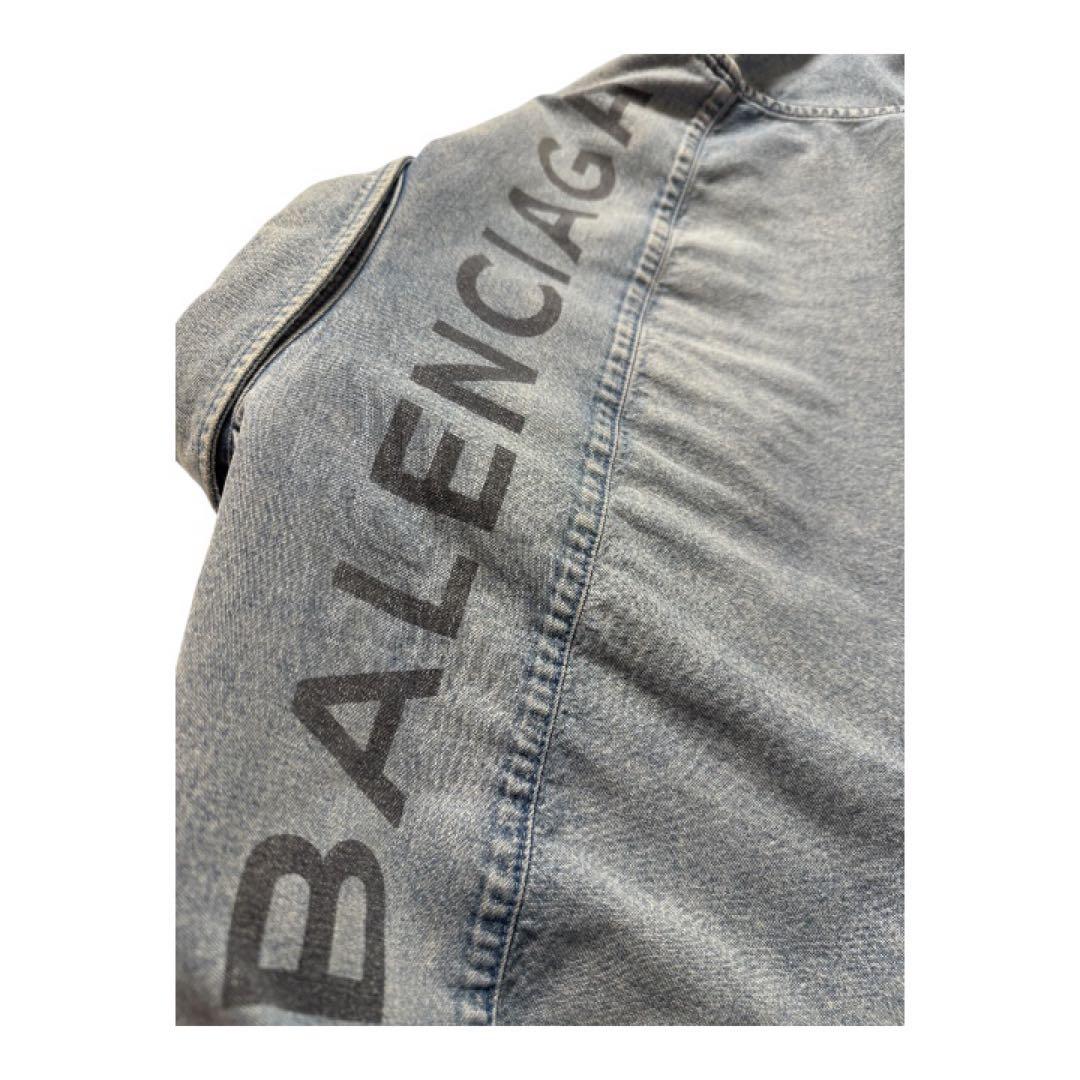 未使用に近い】BALENCIAGA デニムシャツ ライトブルー サイズ39 - メルカリ