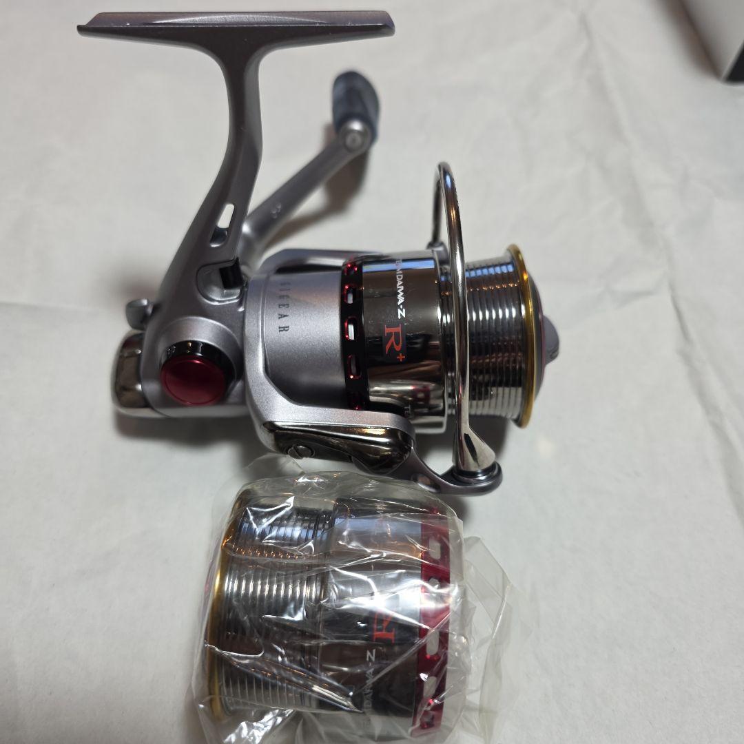 リール TEAM DAIWA -Z2506C TYPE R+